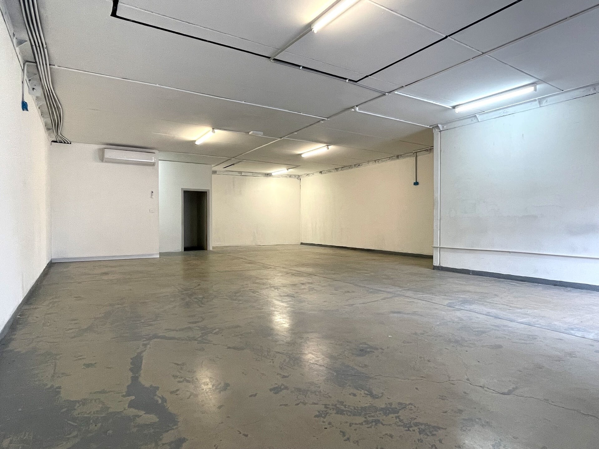 2 Picrite Cl, Prospect for lease Interior Photo- Image 1 of 3
