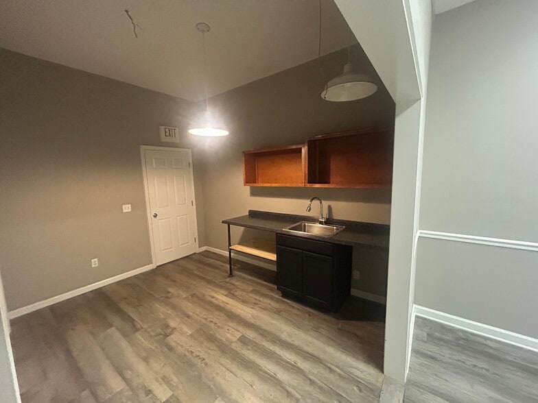 125 Glancy St, Goodlettsville, TN for sale - Building Photo - Image 3 of 21