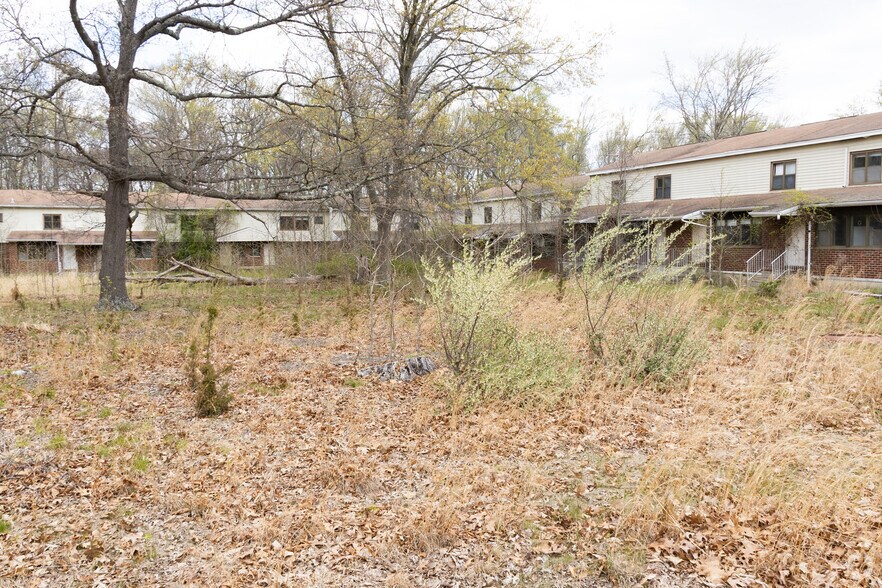 4090 Asbury Ave, Tinton Falls, NJ à louer - Photo du bâtiment - Image 2 de 6