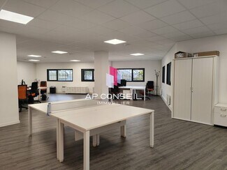 Plus de détails pour Bureau à louer