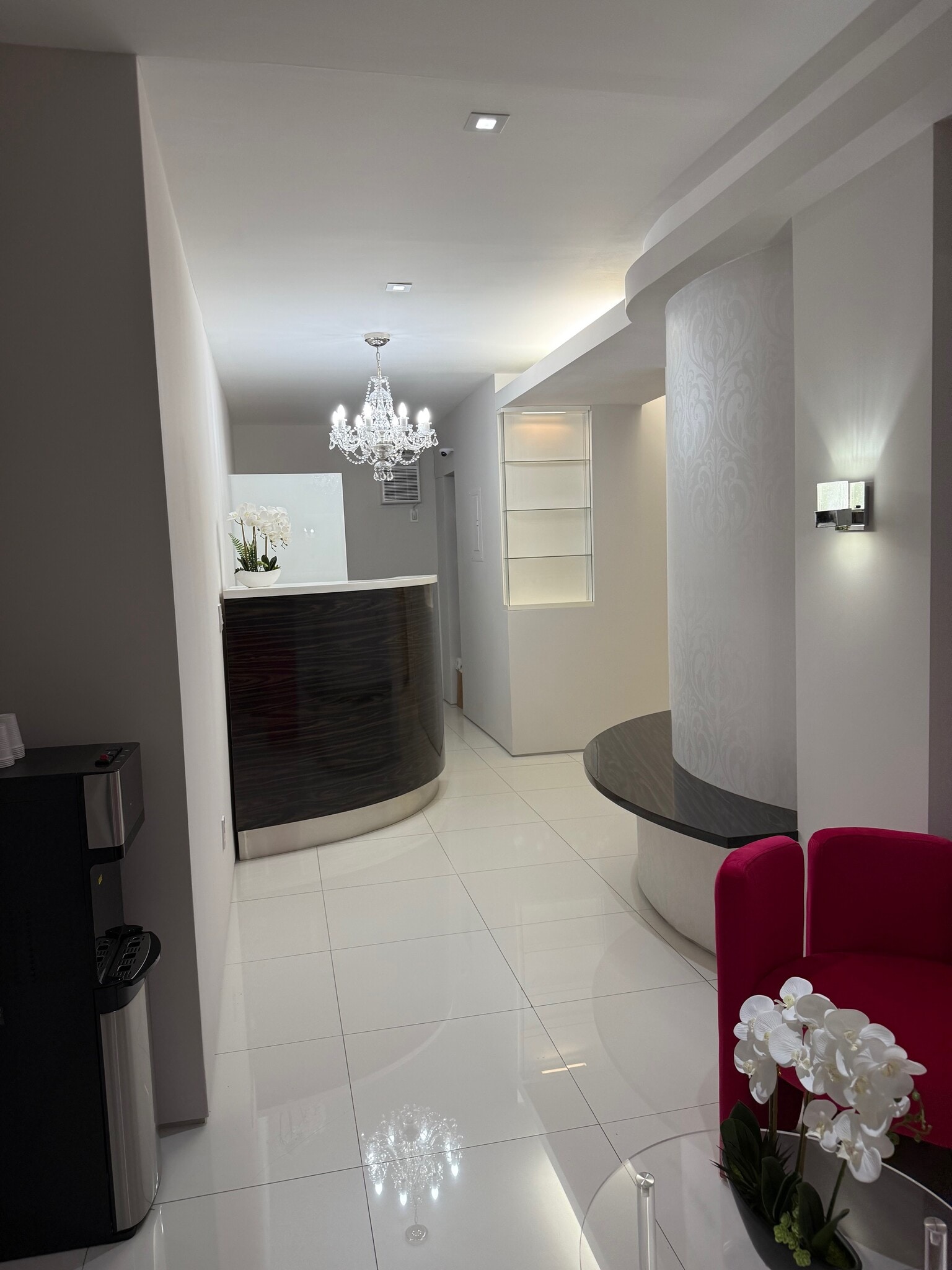 59 E 54th St, New York, NY for lease Interior Photo- Image 1 of 4