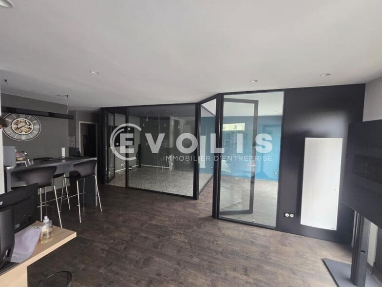 Retail in Morsang-sur-Orge for sale - Interior Photo - Image 1 of 7