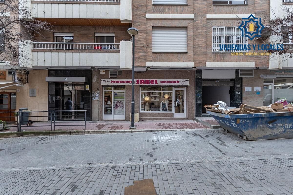 Retail in Granada, Granada for sale Building Photo- Image 1 of 16