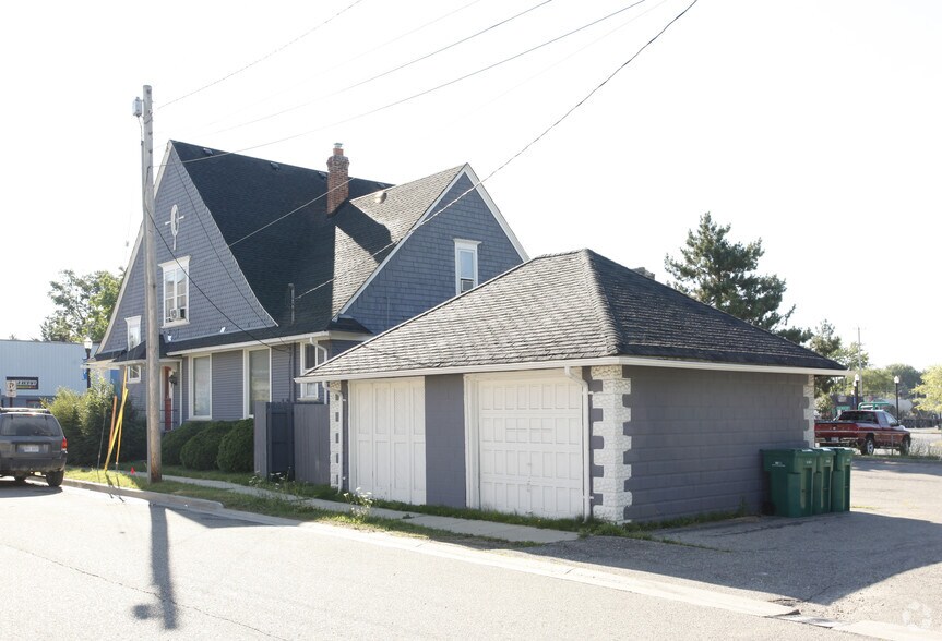 69089 Main St, Richmond, MI à louer - Photo du bâtiment - Image 2 de 3