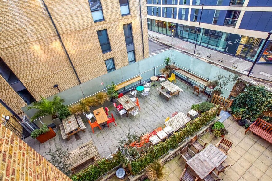 90 Central St, Londres à louer - Photo du bâtiment - Image 2 de 3