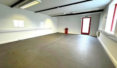 9 Brogdale Rd, Faversham for lease Interior Photo- Image 1 of 2