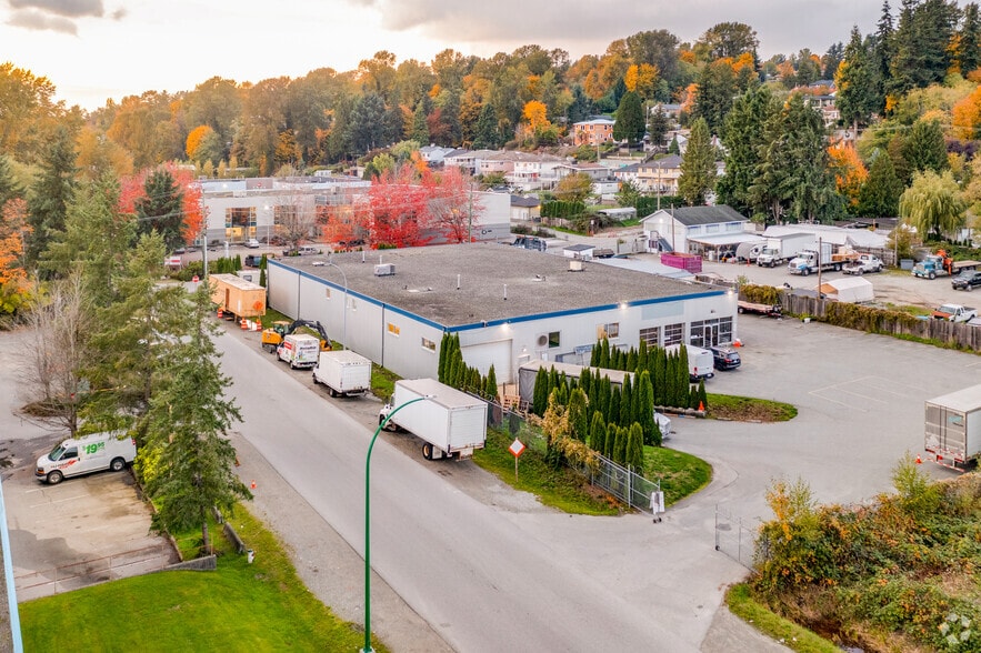 8580 Greenall Ave, Burnaby, BC for lease - Building Photo - Image 2 of 3