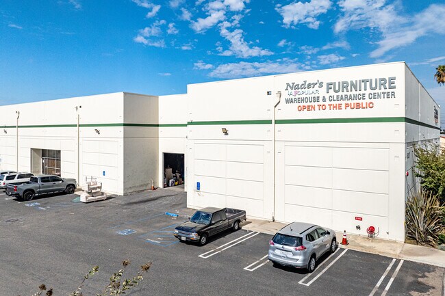 More details for 18037 S Broadway St, Carson, CA - Industrial for Lease