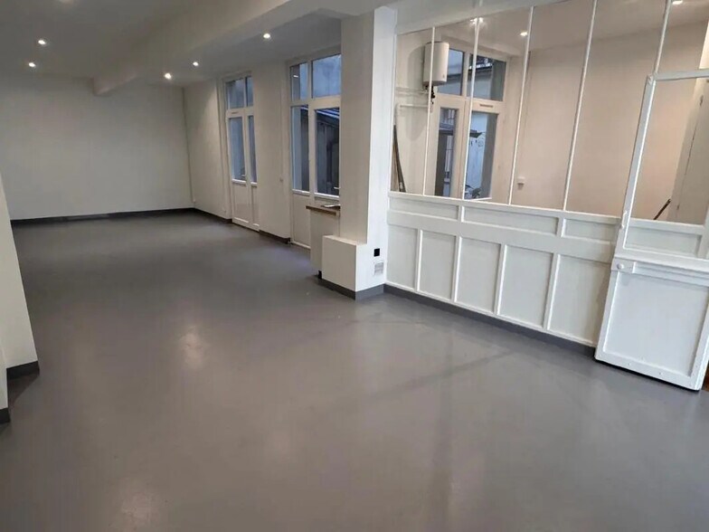 8 Rue Pasteur, Paris à louer - Photo du bâtiment - Image 3 de 5