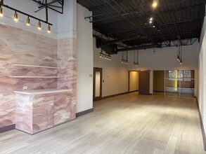 216 14th St NW, Atlanta, GA à louer Photo intérieure- Image 2 de 12