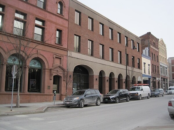 148-156 College St, Burlington, VT à louer - Photo du bâtiment - Image 2 de 19