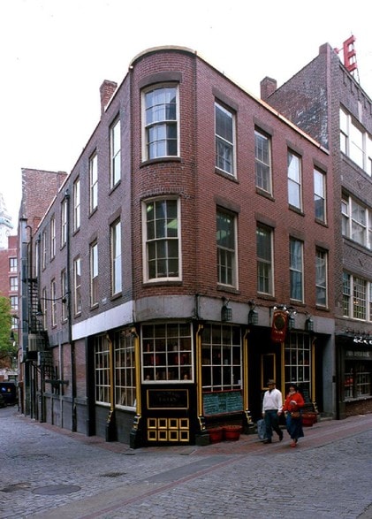 12 Marshall St, Boston, MA for lease - Building Photo - Image 2 of 3