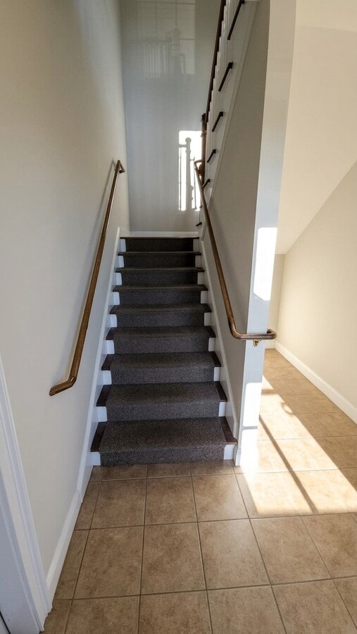 110 Samaritan Dr, Cumming, GA 30040 - Unité 210 - - Photo intérieure - Image 1 of 12