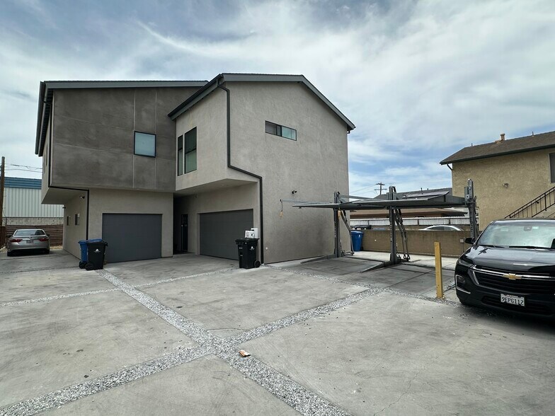25200 Frampton Ave, Harbor City, CA à vendre - Photo du bâtiment - Image 3 de 9