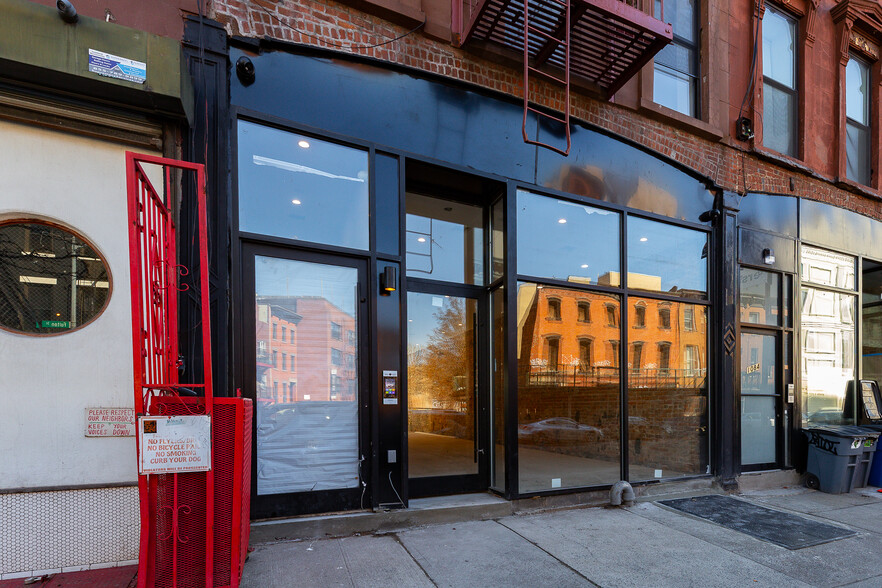 1086 Fulton St, Brooklyn, NY à louer - Photo du bâtiment - Image 2 de 23