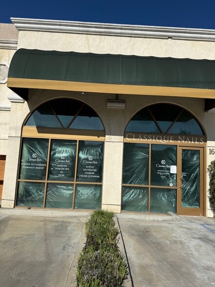 1613-1617 W Glenoaks Blvd, Glendale, CA for lease - Building Photo - Image 3 of 8