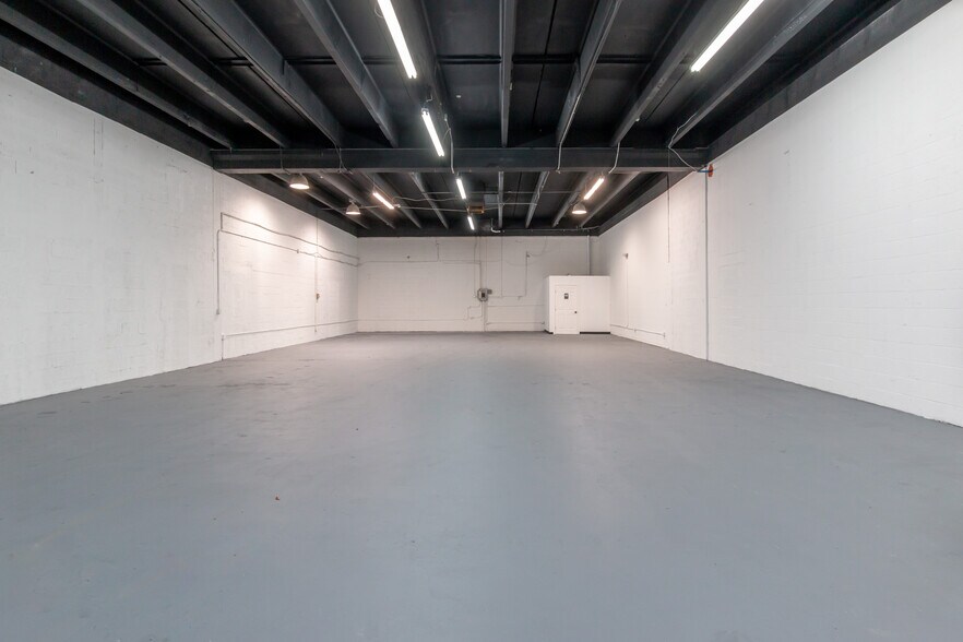 3501-3531 NW 19th St, Fort Lauderdale, FL à louer - Photo du bâtiment - Image 2 de 56