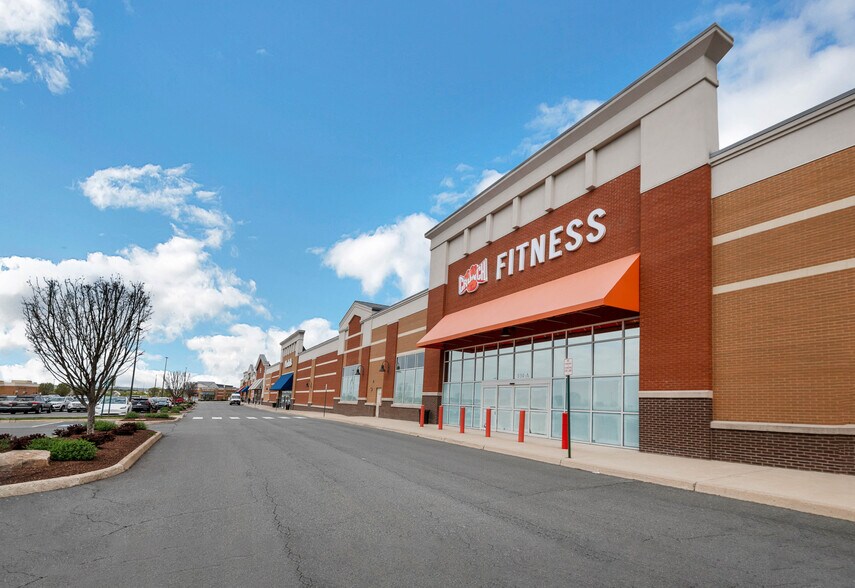 500-554 Fort Evans Rd, Leesburg, VA à louer - Photo du bâtiment - Image 2 de 5