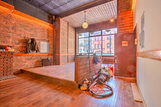 138 Second Ave, New York, NY à louer Photo intérieure- Image 2 de 11