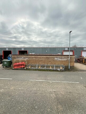 Plus de détails pour 19-24 Tresham Rd, Peterborough - Industriel à vendre