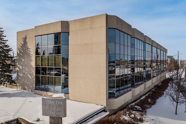 More details for 1929 Russell Rd, Ottawa, ON - Office for Sale