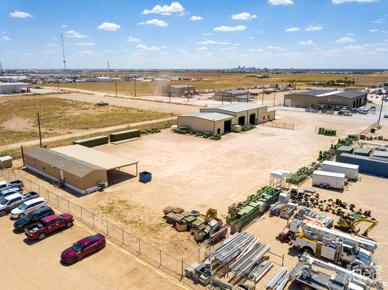 3618-3710 N County Rd 1148, Midland, TX à vendre - Photo du bâtiment - Image 2 de 10