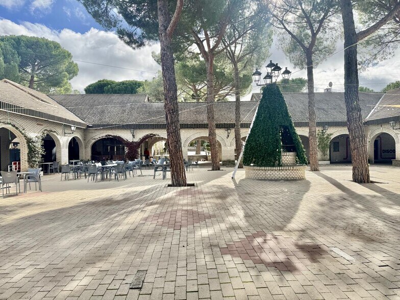 Retail in Maello, Ávila for sale - Building Photo - Image 2 of 16