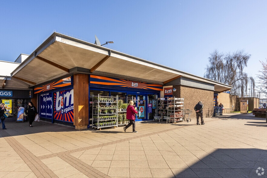 The Precinct, Blaydon On Tyne for lease - Primary Photo - Image 1 of 6