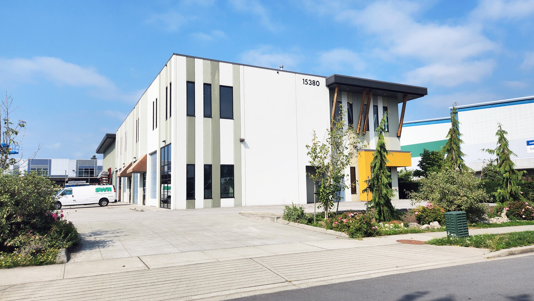 15380 67 Ave, Surrey, BC for lease Interior Photo- Image 1 of 8