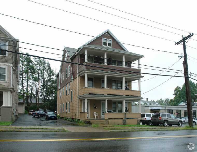 28 Meriden Rd, Waterbury, CT à vendre - Photo du bâtiment - Image 2 de 2