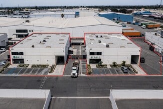 Plus de détails pour 4565 Firestone Blvd, South Gate, CA - Industriel à louer