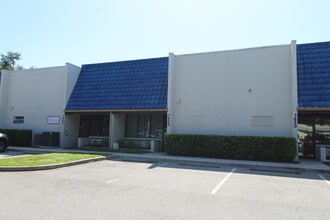7602-7644 15th St E, Sarasota, FL for lease Interior Photo- Image 1 of 8
