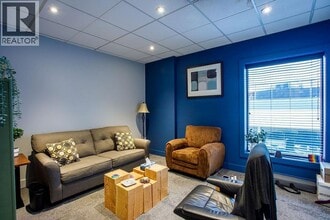 1455 Ellis St, Kelowna, BC for lease Interior Photo- Image 2 of 2