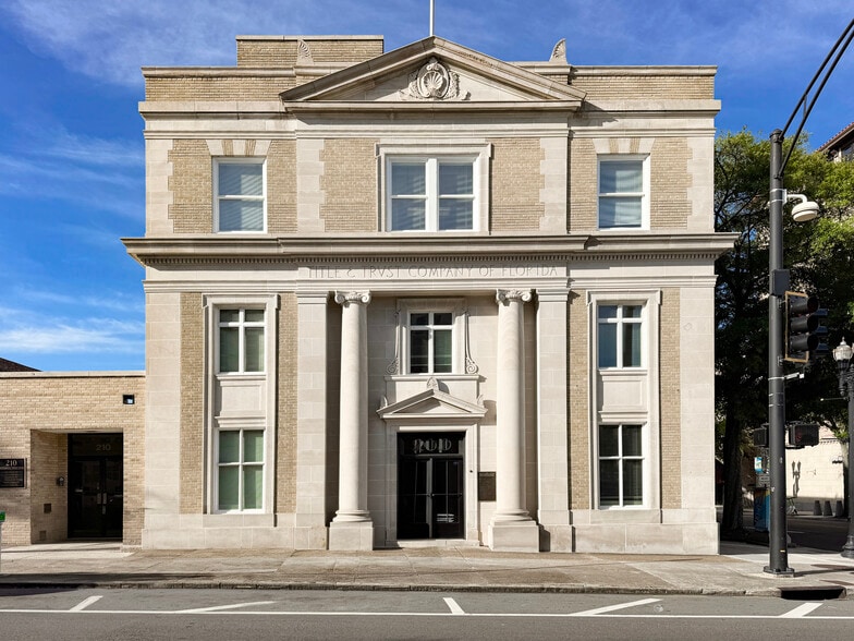 200 E Forsyth St, Jacksonville, FL for lease - Building Photo - Image 2 of 9