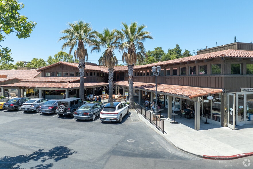 855 El Camino Real, Palo Alto, CA for lease - Primary Photo - Image 1 of 8