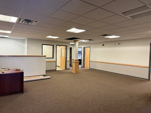 58 E View Ln, Barre City, VT for lease - Interior Photo - Image 2 of 9
