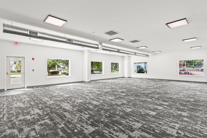 720 South Grand Ave W, Springfield, IL for sale - Building Photo - Image 2 of 10