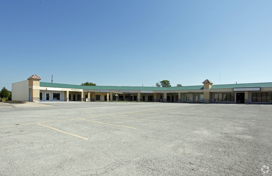 13795 S Ok-51 Hwy, Coweta, OK à louer - Photo principale - Image 2 de 5