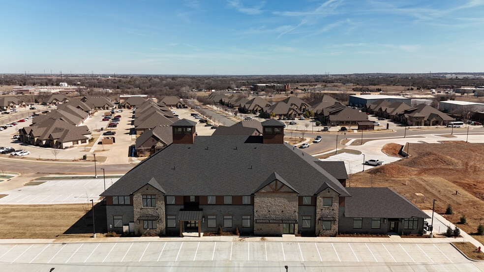 4240 28th Ave NW, Norman, OK for sale - Building Photo - Image 3 of 5