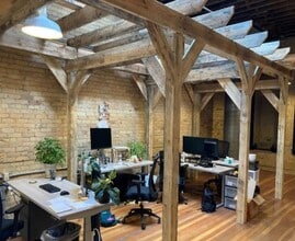 819 W Saint Germain St, Saint Cloud, MN for lease Interior Photo- Image 2 of 8