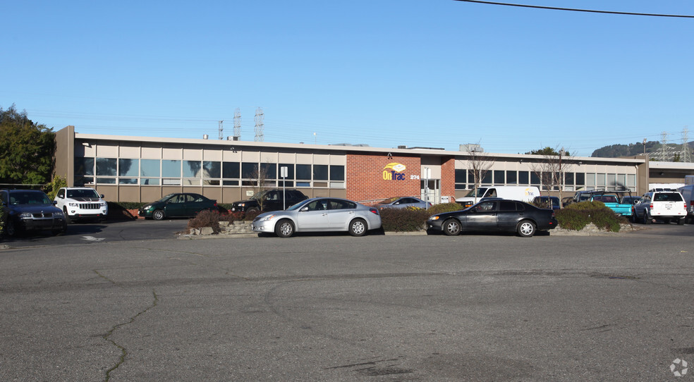 274 Wattis Way, South San Francisco, CA for lease - Building Photo - Image 2 of 3