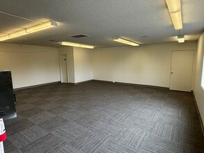 10300-10330 NE Marx St, Portland, OR for lease Interior Photo- Image 2 of 8