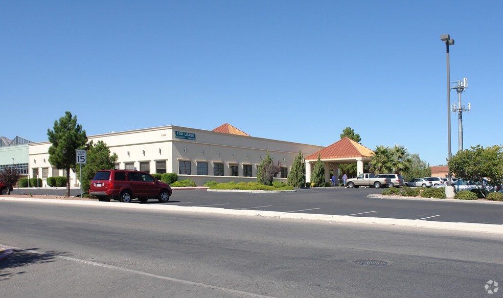 9999 Kenworthy St, El Paso, TX for lease - Primary Photo - Image 1 of 5