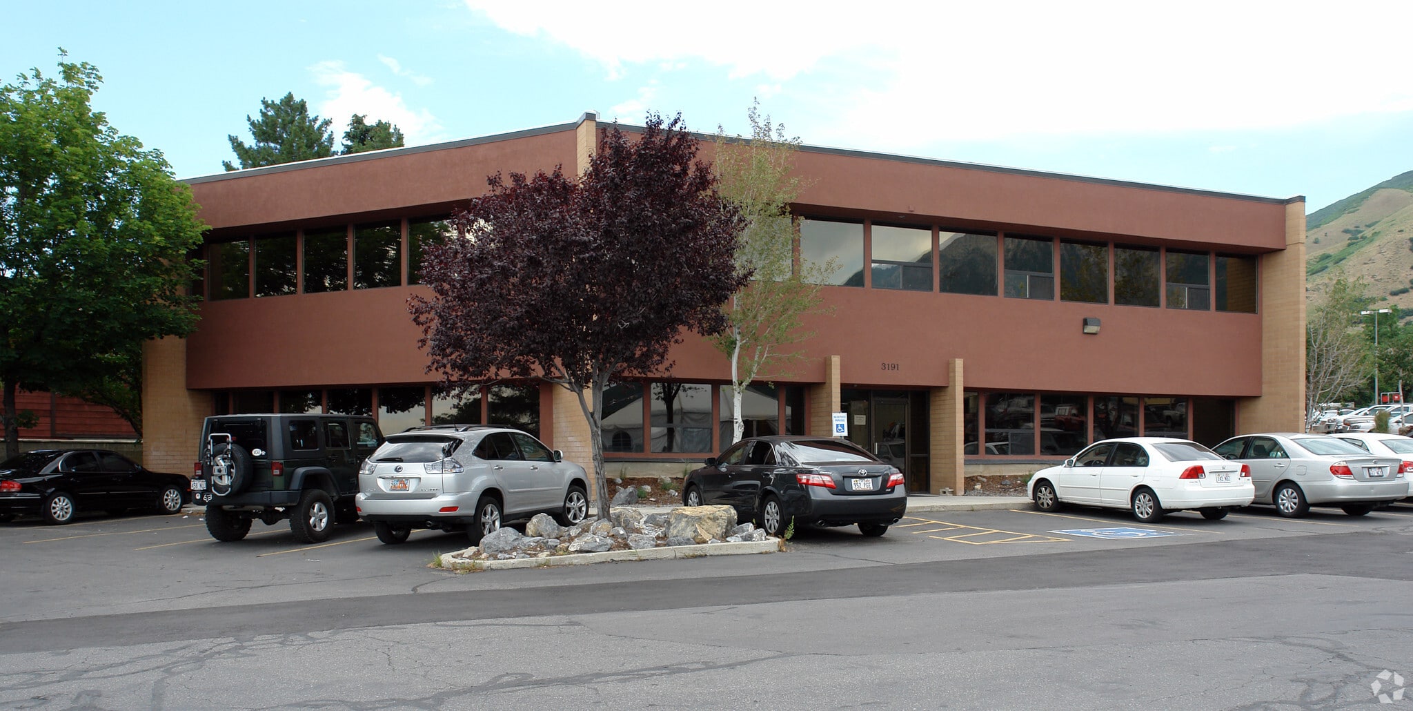 3191 Valley St, Salt Lake City, UT for lease Primary Photo- Image 1 of 10