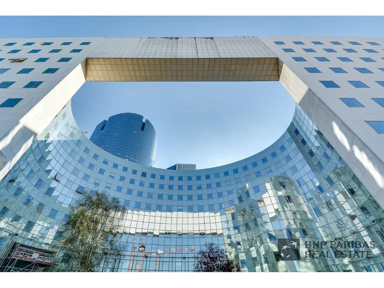 Office in Puteaux for lease Building Photo- Image 1 of 19