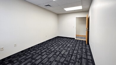 210 Pomeroy Ave, Meriden, CT for lease Interior Photo- Image 2 of 12