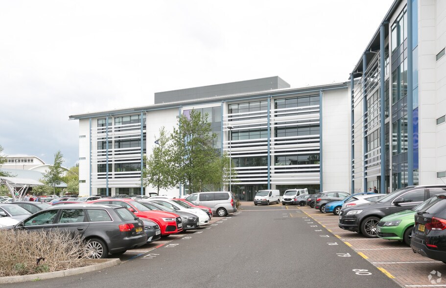 Dunleavy Dr, Cardiff for lease - Building Photo - Image 3 of 6