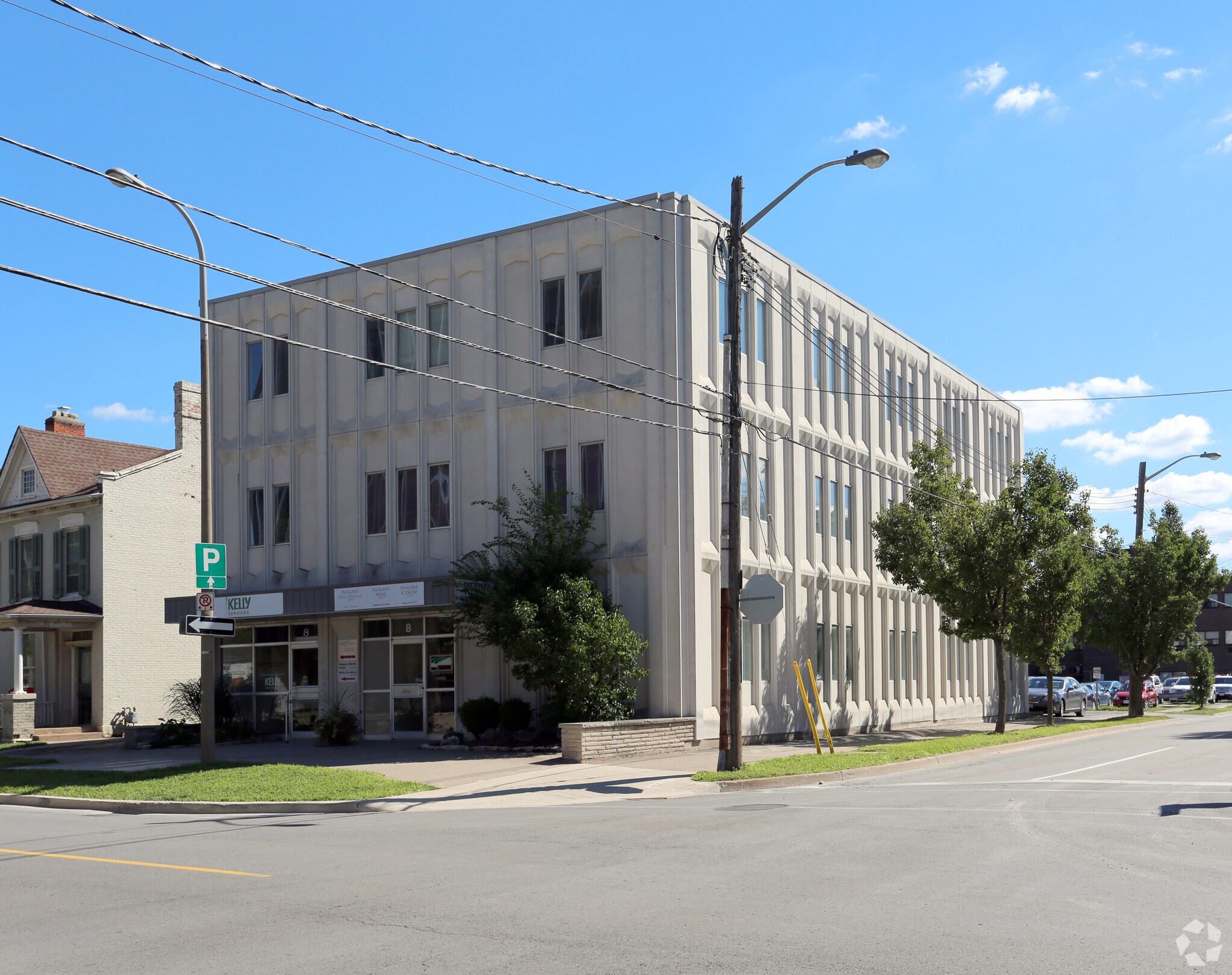 8 Church St, St Catharines, ON à vendre Photo principale- Image 1 de 1