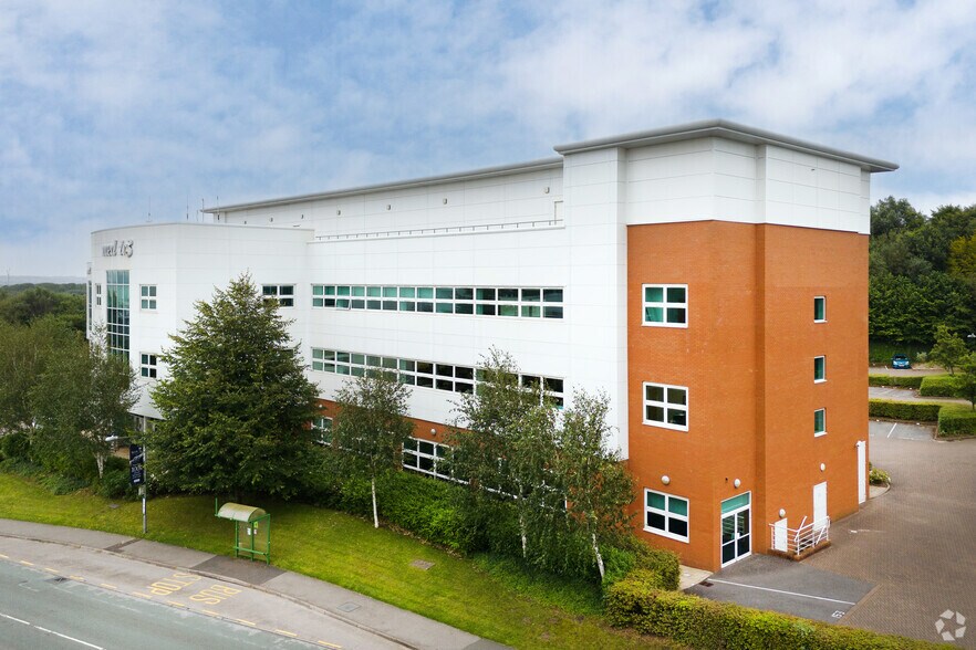 Basingstoke Rd, Keele for lease - Building Photo - Image 3 of 15