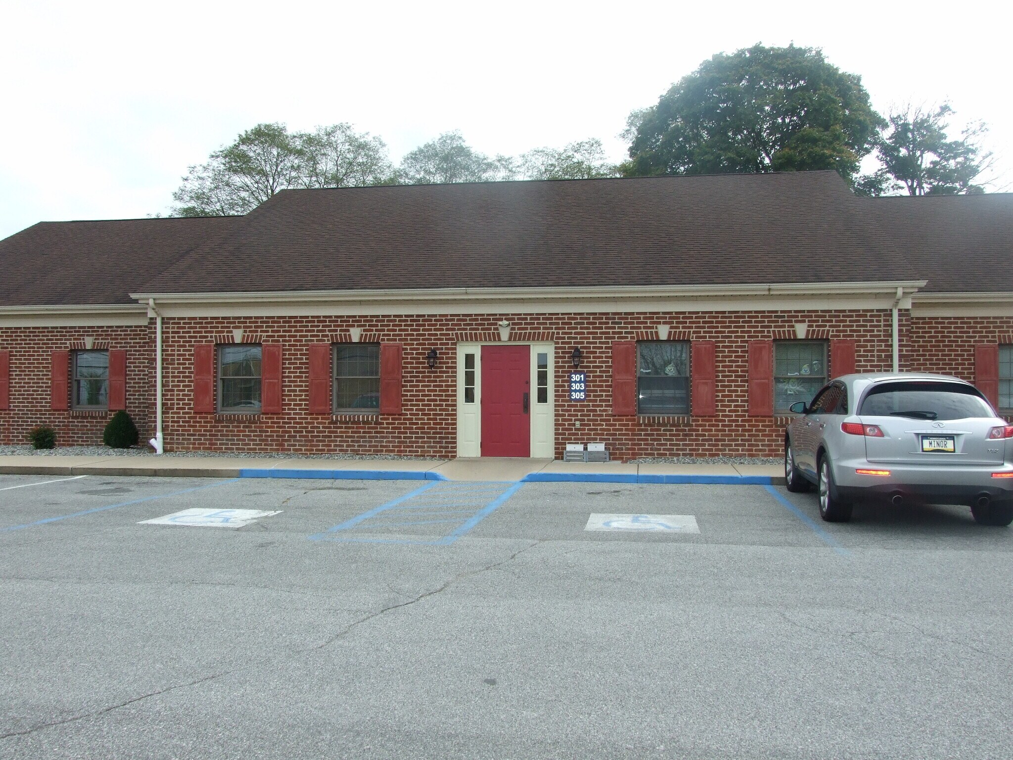 303 N 3rd St, Oxford, PA for lease Primary Photo- Image 1 of 4